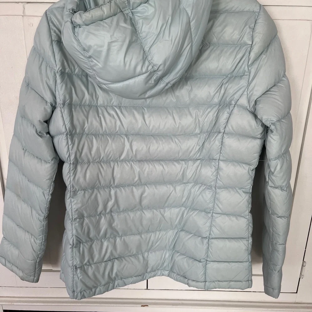 Calvin Klein packable down jacket medium - Picture 3 of 4